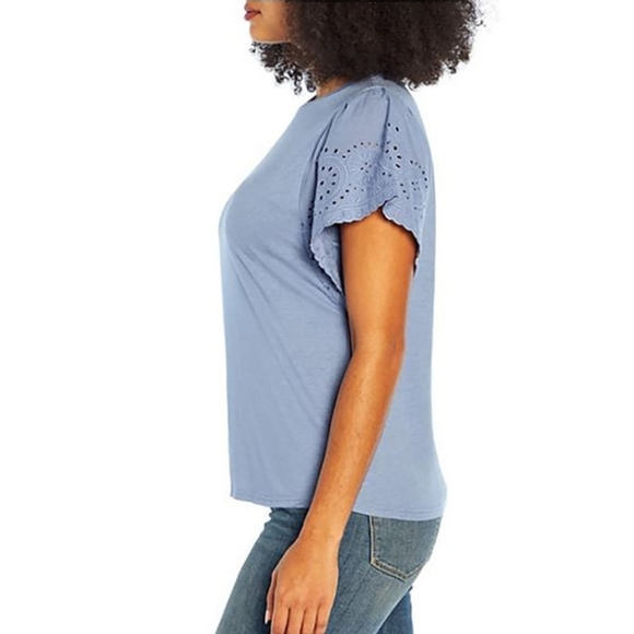 Gap Women's Eyelet Short Sleeve Shirt in English Manor Blue Sz Large - Picture 2 of 9